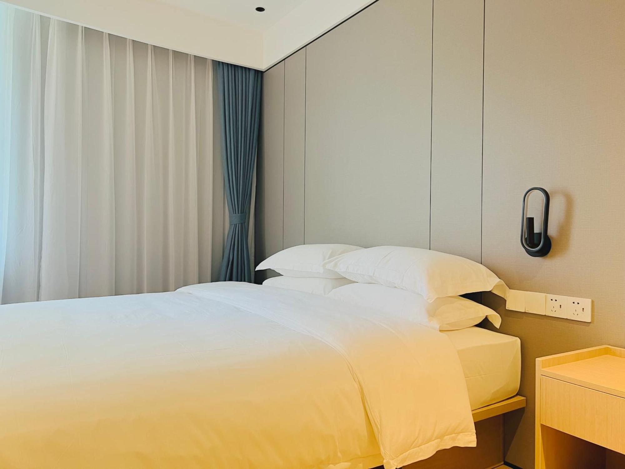Dayin Garden Hotel -Near People'S Square & Nanjing Road-Large Social Area -Bar -Cafe -Gym -Free Laundry Luggage Storage -24H Front Desk-English Service Şanghay Dış mekan fotoğraf