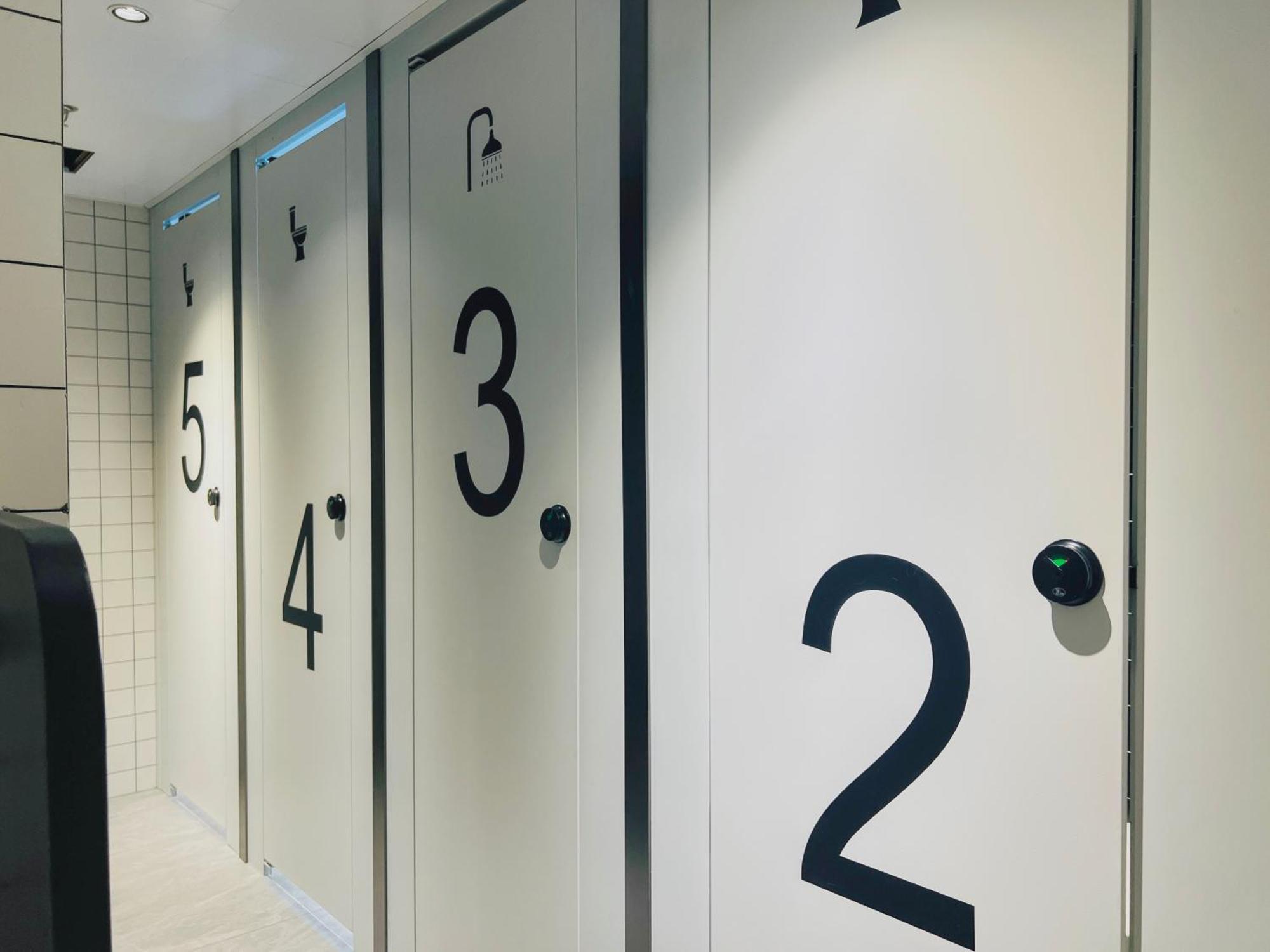 Dayin Garden Hotel -Near People'S Square & Nanjing Road-Large Social Area -Bar -Cafe -Gym -Free Laundry Luggage Storage -24H Front Desk-English Service Şanghay Dış mekan fotoğraf