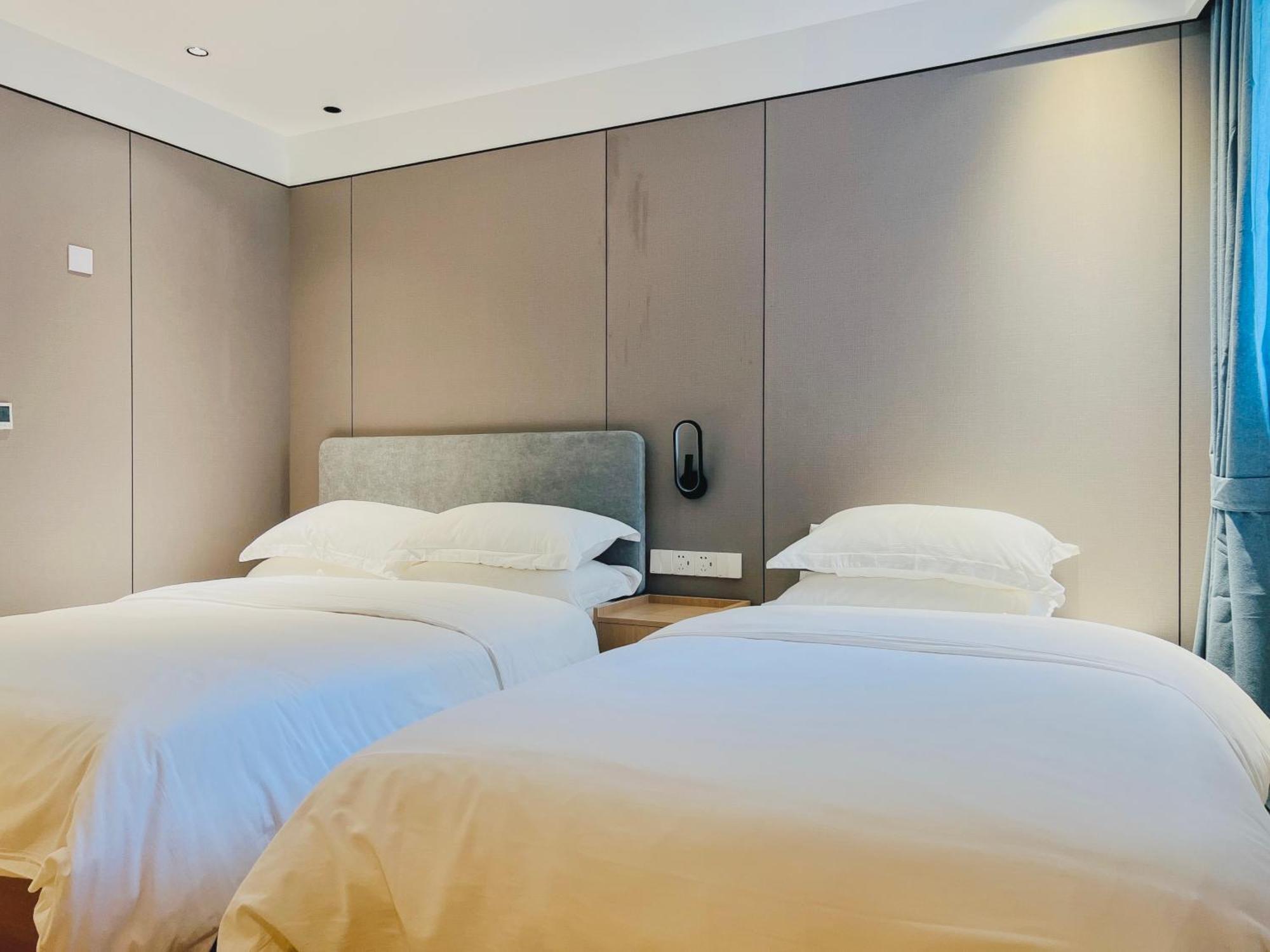 Dayin Garden Hotel -Near People'S Square & Nanjing Road-Large Social Area -Bar -Cafe -Gym -Free Laundry Luggage Storage -24H Front Desk-English Service Şanghay Dış mekan fotoğraf